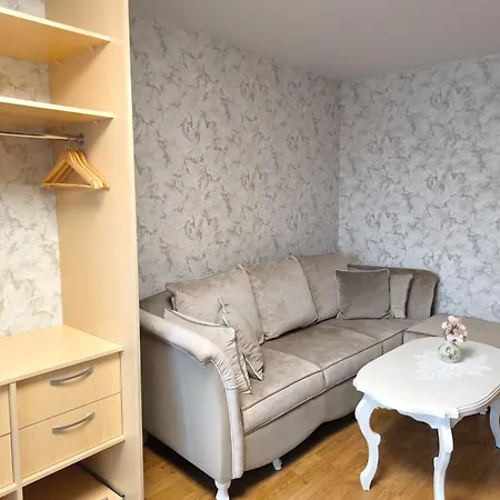 Debreceno Apartamentai * Κλαϊπέντα